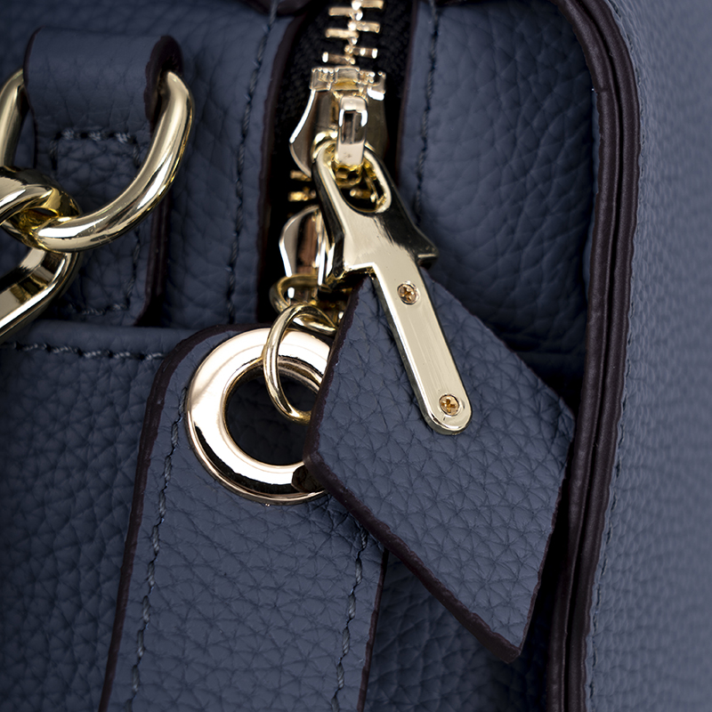Mist Blue Badge Dual-Use Bag